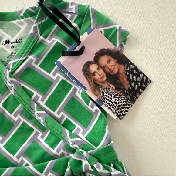Diane Von Furstenberg 18 Months Baby Girl Green Wrap Dress NWT - Picture 5 of 6